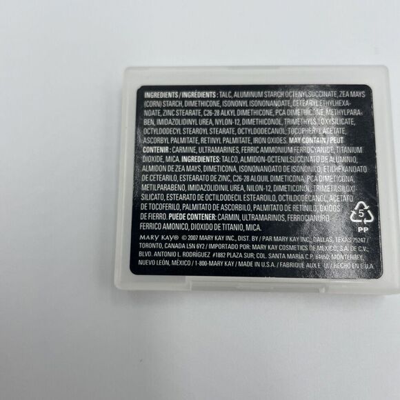 Mary Kay Mineral Eye Color Coal .05 oz. #013026 - Picture 4 of 4